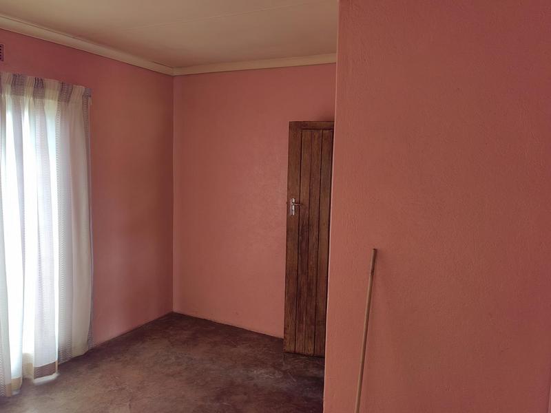 2 Bedroom Property for Sale in Mabopane Unit D North West